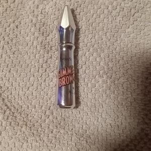 Benefits cosmetics gimme brow 4